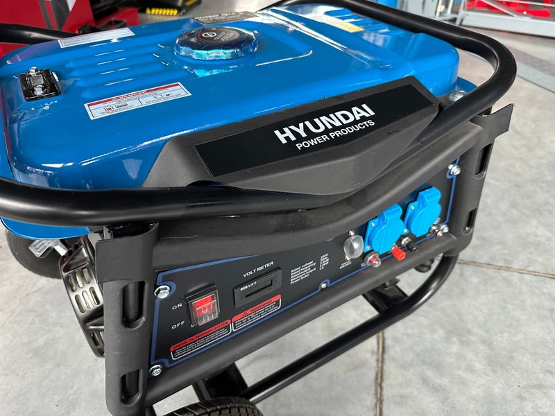 Hyundai 55059FF 2.8 кВт Бензиновий генератор  55059FF фото
