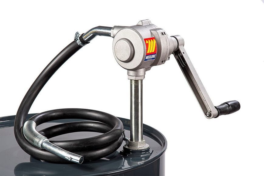 Manual rotary pump for oil and diesel fuel transfer