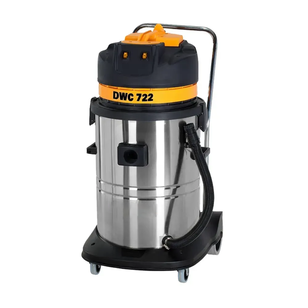Industrial vacuum cleaner with two engines DWC722