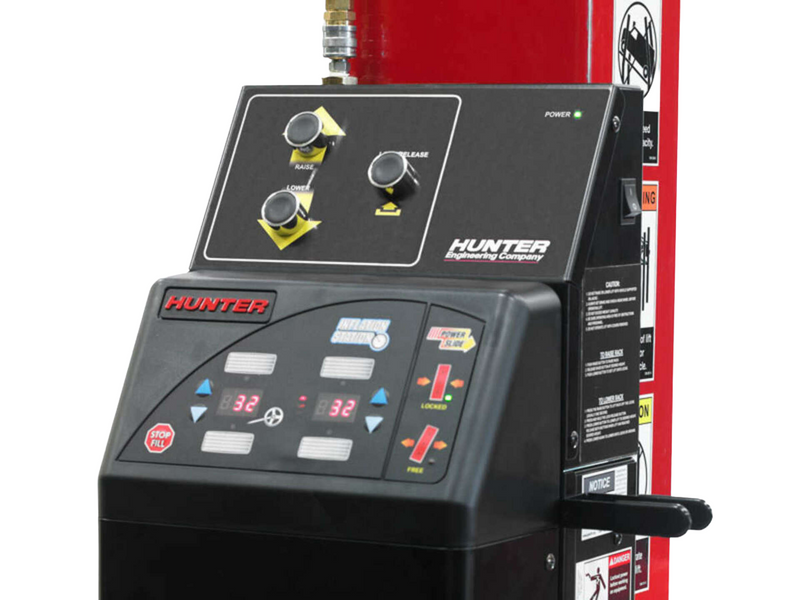 Подъемник 4-стоечный Hunter 8 т (8164 кг) с задними сдвижными пластинами PowerSlide и подкачкой L454-IS-435E фото